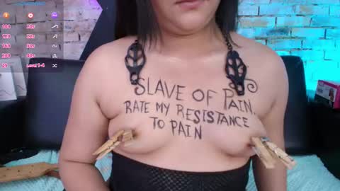 Snapshot of jessy_capelli chatting on 10.30.25 jessy_capelli online show from 10.30.25