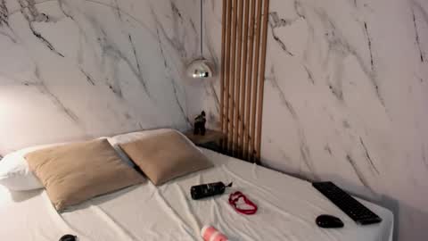 Snapshot of jesysoz_23 chatting on 11.15.25 Jessica online show from 11.15.25