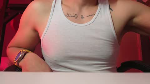 Snapshot of jetlaggerr chatting on 03.09.25 jetlaggerr online show from 03.09.25