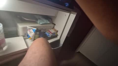 Snapshot of jetlaggerr chatting on 10.06.25 jetlaggerr online show from 10.06.25