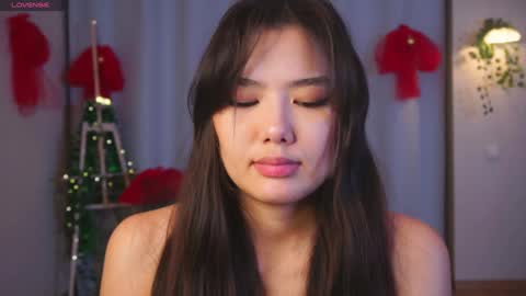 Hi all. My name is Naomi and Im glad to see you in my room  online show from 01.16.25