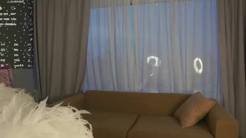 Snapshot of jettablock chatting on 02.10.26 Hi all. My name is Naomi and Im glad to see you in my room online show from 02.10.26