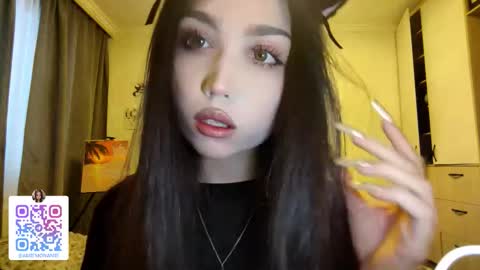 I am Gina ntmu Lets hit 10 Thumbs Up together online show from 01.08.26