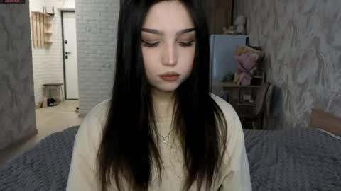 I am Gina ntmu Lets hit 10 Thumbs Up together online show from 06.07.26