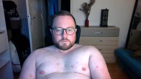 Snapshot of jeuneloup92 chatting on 11.03.25 jeuneloup92 online show from 11.03.25