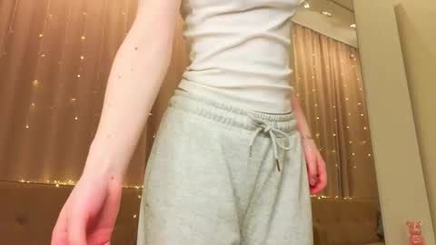 Gwen online show from 01.17.26