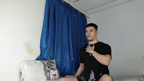 Snapshot of jeycob_happy97 chatting on 02.07.25 Juan David online show from 02.07.25