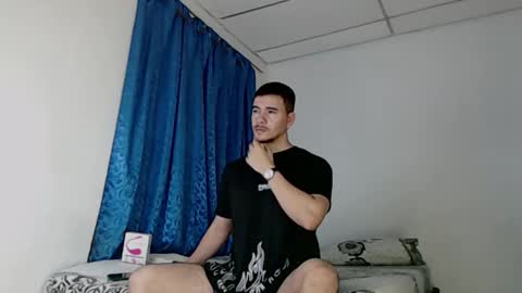 Snapshot of jeycob_happy97 chatting on 03.06.25 Juan David online show from 03.06.25