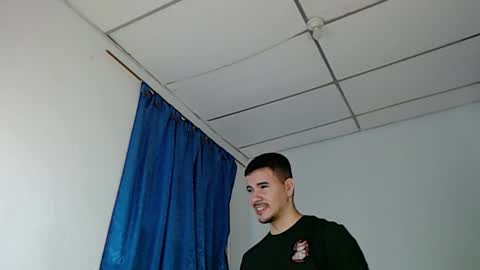 Snapshot of jeycob_happy97 chatting on 03.07.25 Juan David online show from 03.07.25