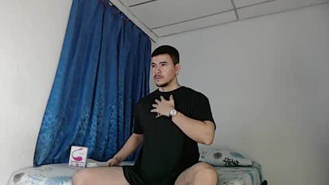 Snapshot of jeycob_happy97 chatting on 03.12.25 Juan David online show from 03.12.25