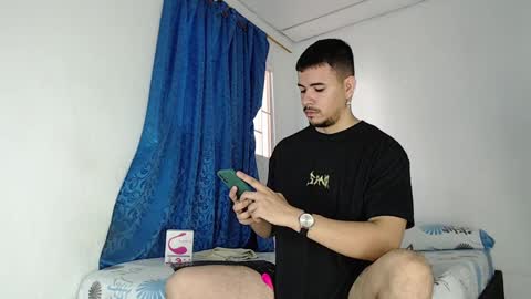 Snapshot of jeycob_happy97 chatting on 10.01.25 Juan David online show from 10.01.25