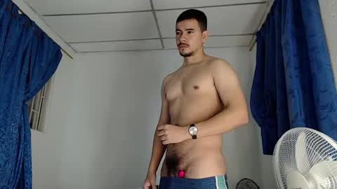 Snapshot of jeycob_happy97 chatting on 11.25.25 Juan David online show from 11.25.25