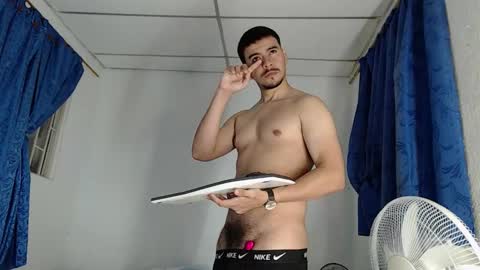 Snapshot of jeycob_happy97 chatting on 11.29.25 Juan David online show from 11.29.25