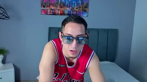 Jhan online show from 04.30.26