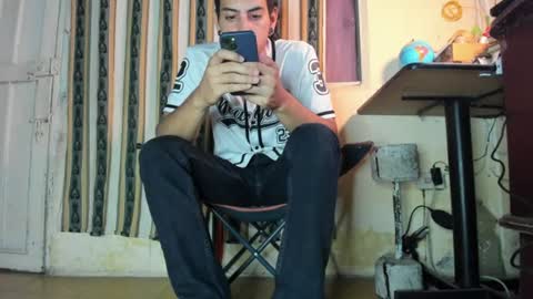 Snapshot of jharol_cardona chatting on 06.19.26 Jharol online show from 06.19.26