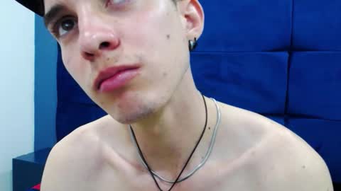 Jheampiero online show from 10.11.25