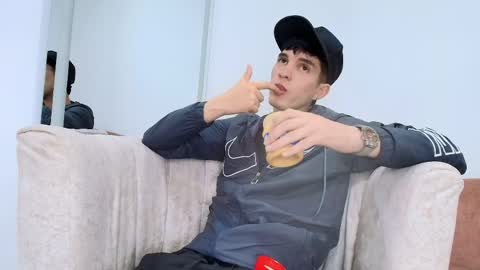 Jheampiero online show from 04.27.26