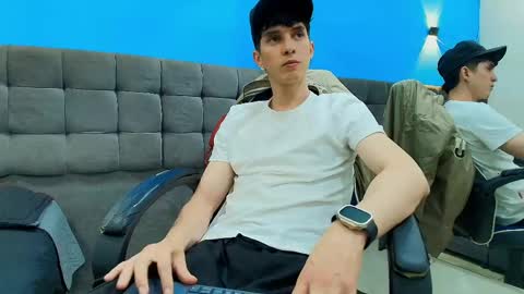 Jheampiero online show from 05.11.26