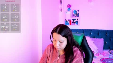 Snapshot of jhiinny_brownn chatting on 01.15.25 Jhiinny online show from 01.15.25