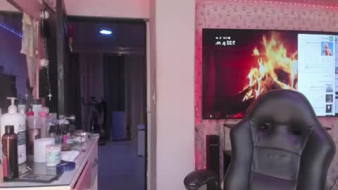 Snapshot of jhoanatrans22 chatting on 12.04.25 jhoanatrans22 online show from 12.04.25