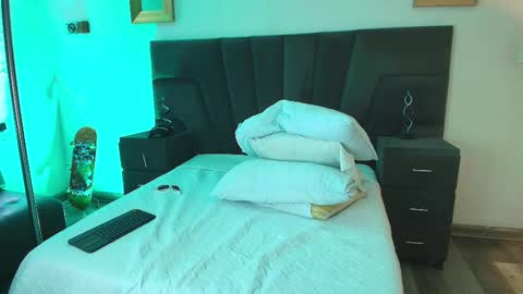 jhoanleandro online show from 02.08.25