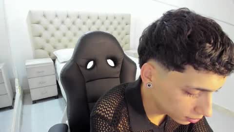 jhoanleandro online show from 11.14.25