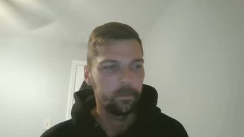 Snapshot of jholls chatting on 03.06.25 jholls online show from 03.06.25