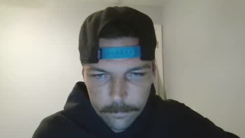 Snapshot of jholls chatting on 11.07.25 jholls online show from 11.07.25