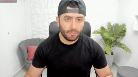 Snapshot of jhon_bear02 chatting on 01.13.25 John Bear.... online show from 01.13.25