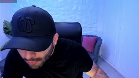 Snapshot of jhon_bear02 chatting on 01.30.25 John Bear.... online show from 01.30.25