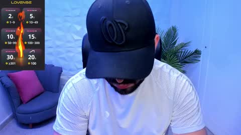 Snapshot of jhon_bear02 chatting on 02.26.25 John Bear.... online show from 02.26.25