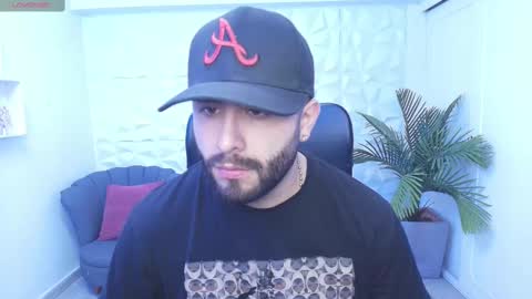 Snapshot of jhon_bear02 chatting on 03.08.25 John Bear.... online show from 03.08.25