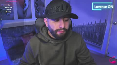 Snapshot of jhon_bear02 chatting on 10.14.25 John Bear.... online show from 10.14.25