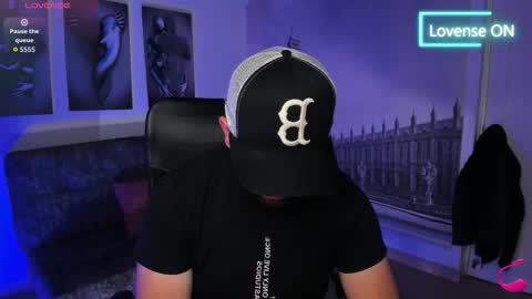 Snapshot of jhon_bear02 chatting on 11.14.25 John Bear.... online show from 11.14.25