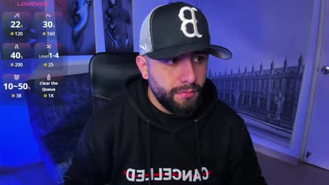 Snapshot of jhon_bear02 chatting on 11.18.25 John Bear.... online show from 11.18.25