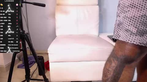 Snapshot of jhonblacke chatting on 01.07.25 jhon online show from 01.07.25