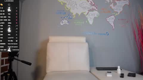 Snapshot of jhonblacke chatting on 01.09.25 jhon online show from 01.09.25