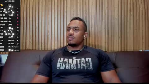 Snapshot of jhonblacke chatting on 03.09.25 jhon online show from 03.09.25