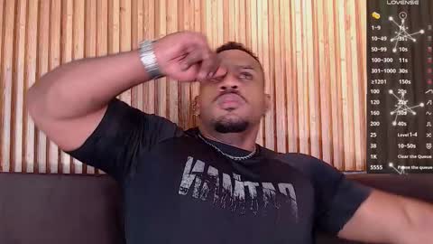 Snapshot of jhonblacke chatting on 09.21.25 jhon online show from 09.21.25