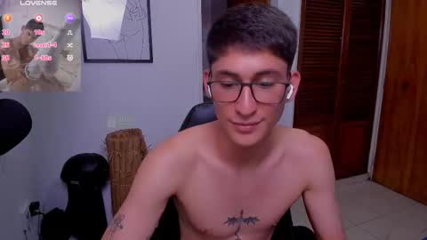 Snapshot of jhonleving chatting on 02.19.25 Jack online show from 02.19.25