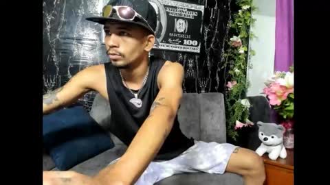 jhonson821 online show from 11.18.25