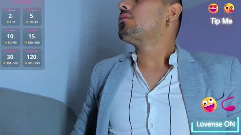 Jhony Alzate online show from 12.08.24