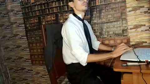 Jhosuamoore  online show from 10.31.25