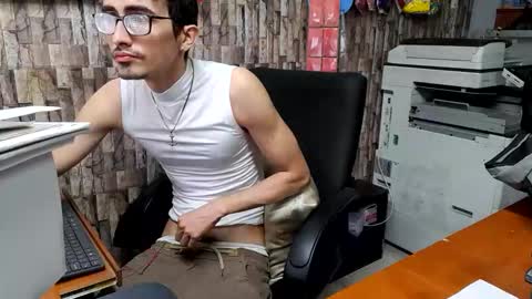 Snapshot of jhosuamoore chatting on 01.10.26 Jhosuamoore online show from 01.10.26