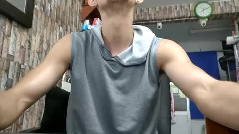Snapshot of jhosuamoore chatting on 05.07.26 Jhosuamoore online show from 05.07.26