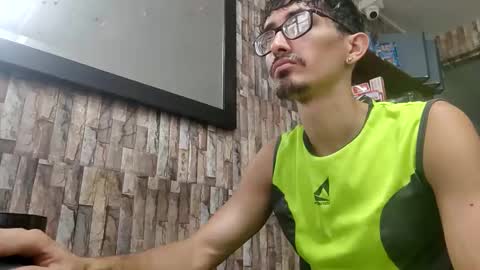 Snapshot of jhosuamoore chatting on 05.28.26 Jhosuamoore online show from 05.28.26