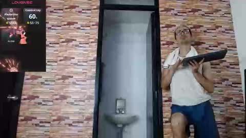 jhosuamoore2 online show from 11.04.25