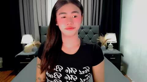 jhuliana_and_charles_room online show from 05.25.26