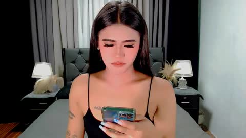 Snapshot of jhulianagrey chatting on 04.16.26 julie online show from 04.16.26