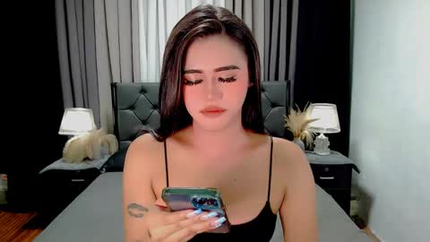 Snapshot of jhulianagrey chatting on 04.21.26 julie online show from 04.21.26